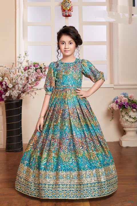 Gown DK912