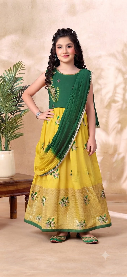 Gown DK1046