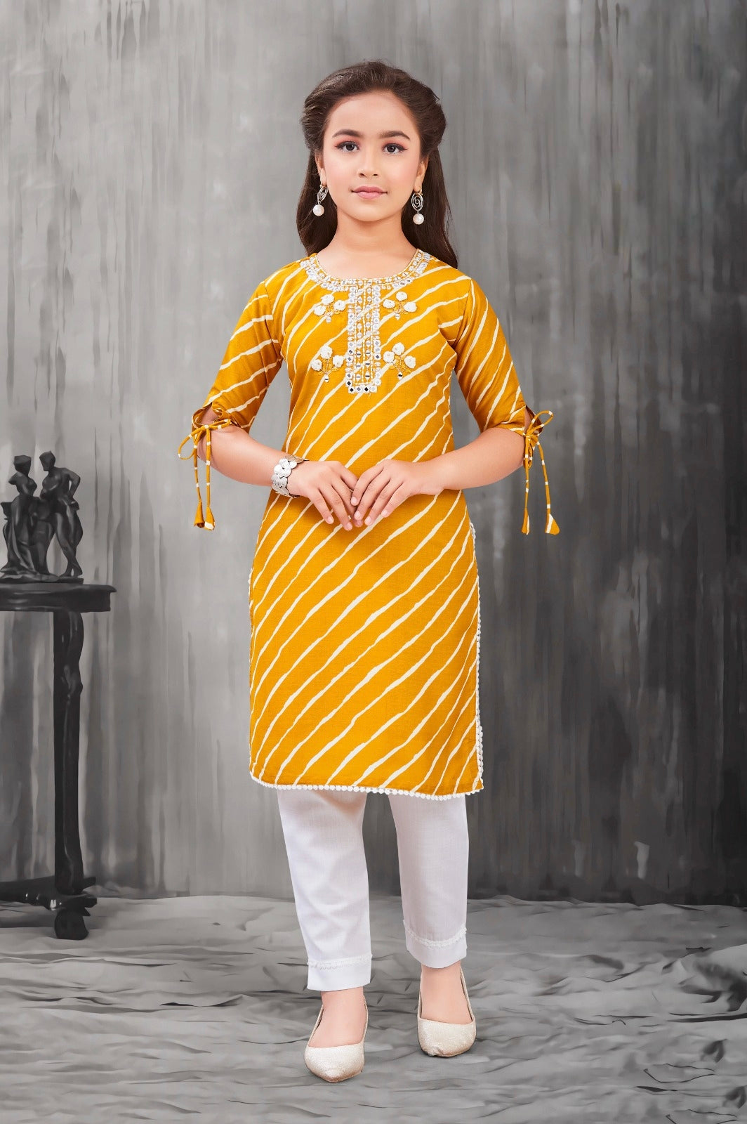 Girls Kurti Pants Set - Devikrupa Kidswear