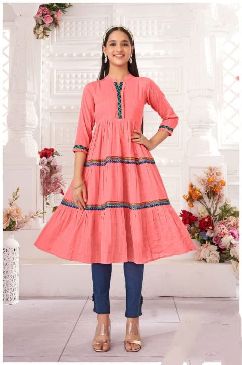 Kurty DK943