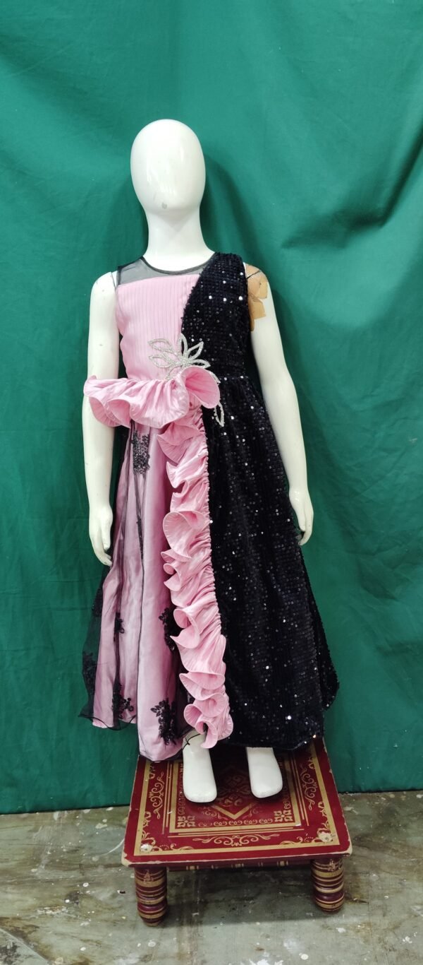 Girls One PIECe Gown Sequence WorK Soft Net Fabric