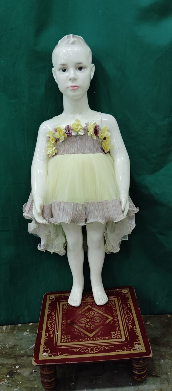 Girls Short Frock Yellow Colur Net Fabric