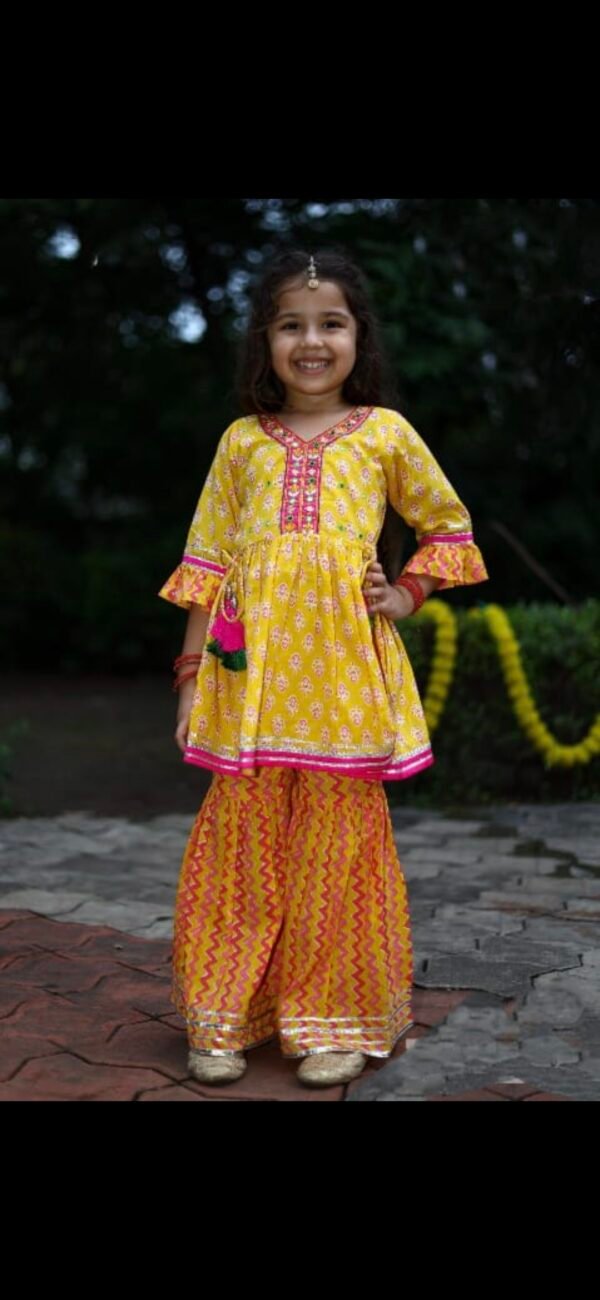 Girls Cotton Yellow Colour Peace