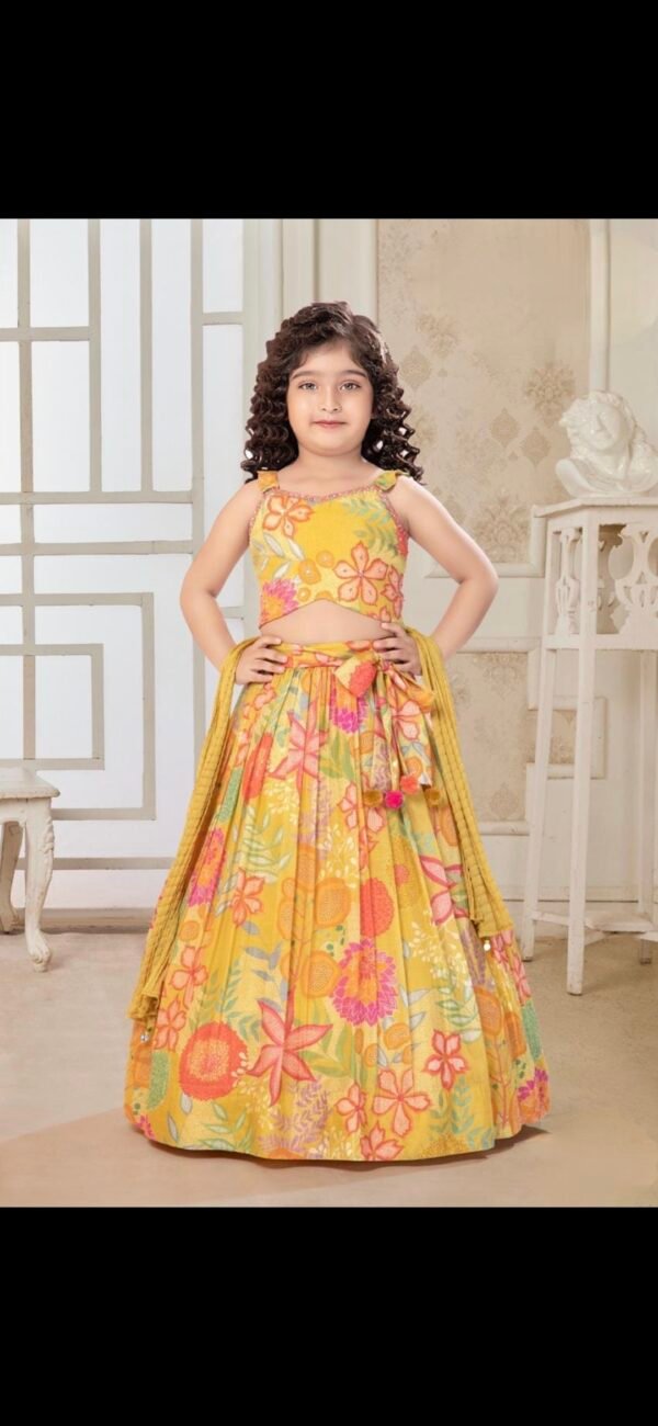 Girls Yellow Colour Choli Nd Short Top