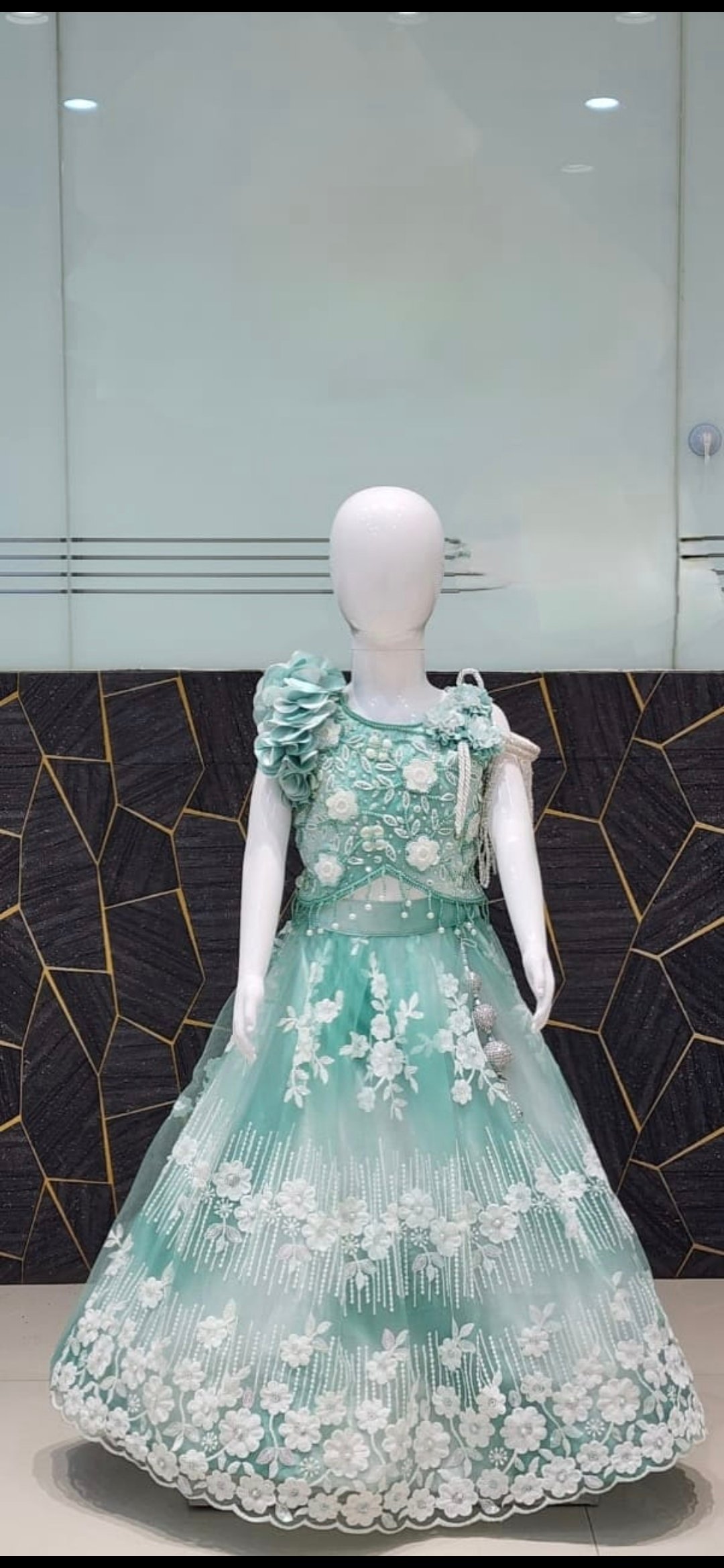 Screenshot_20250223_182411_WhatsApp