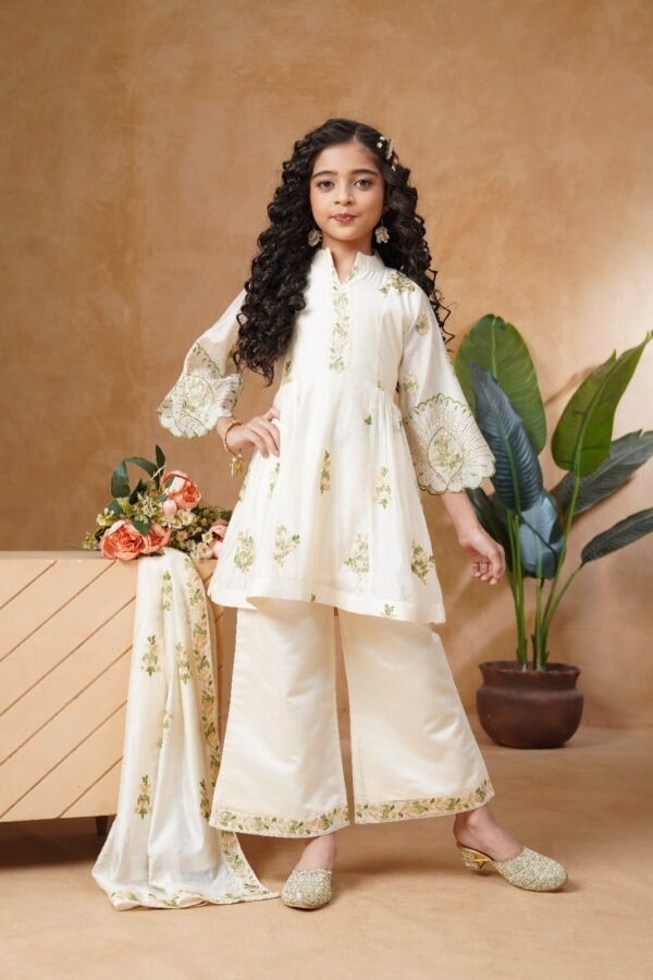 Girls Cream Colour Pent