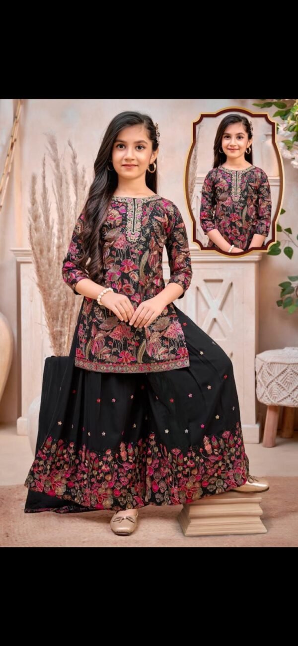 Girls Black Colour Plazo