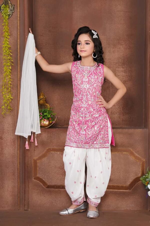 Girls Pink Colour Patiyala