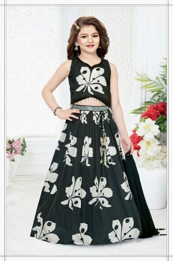 Girls Black Colour Choli